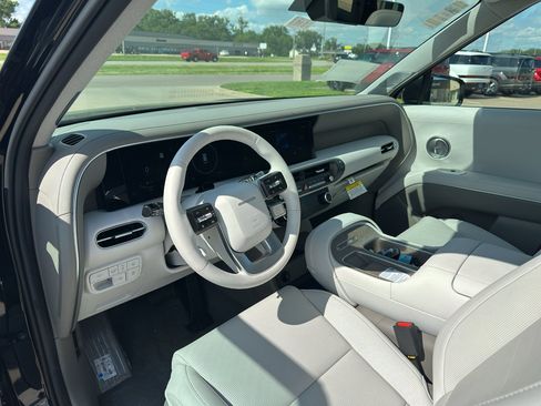 New 2026 Hyundai Palisade Limited AWD/4WD image 13