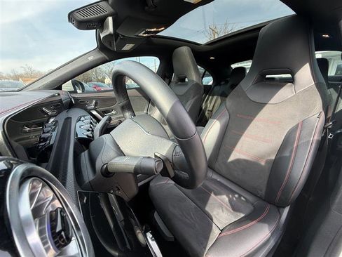 Used 2023 Mercedes-Benz CLA 250 4MATIC image 11