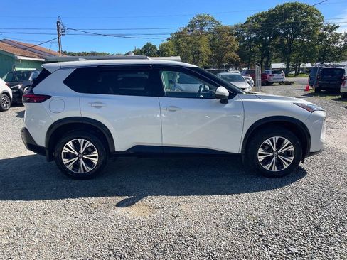 Used 2021 Nissan Rogue SV AWD/4WD image 9