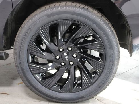 New 2026 Lincoln Navigator L Reserve w/ Jet Appearance Package AWD/4WD image 18