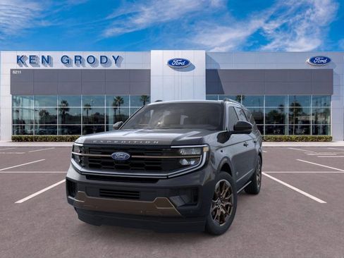 New 2026 Ford Expedition King Ranch AWD/4WD image 3