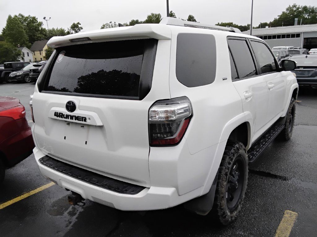 Used 2015 Toyota 4Runner SR5 Premium AWD/4WD image 5