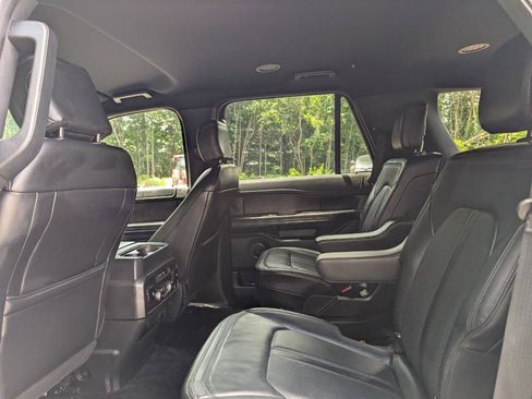 Used 2018 Ford Expedition Limited AWD/4WD image 20