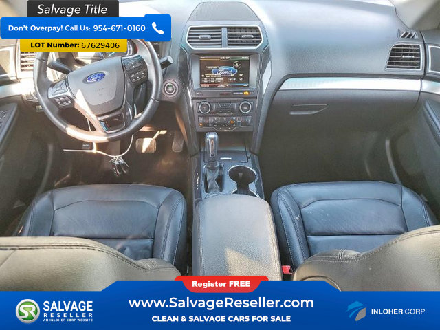 Used 2016 Ford Explorer XLT w/ Equipment Group 202A AWD/4WD image 11