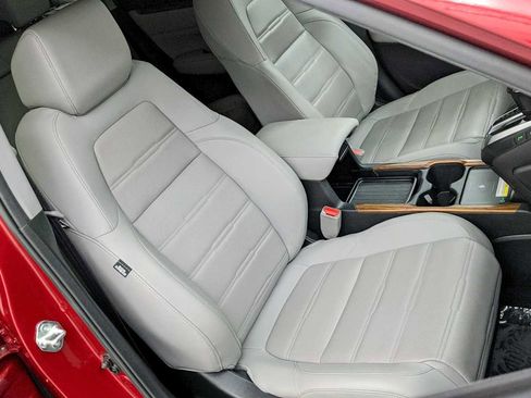 Used 2021 Honda CR-V Touring image 25