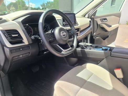 Used 2023 Nissan Rogue SV AWD/4WD image 13