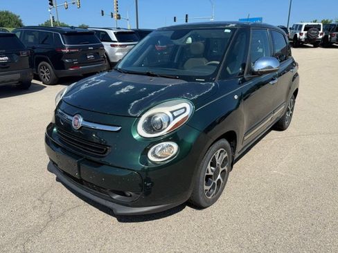 Used 2014 FIAT 500L Lounge FWD image 3