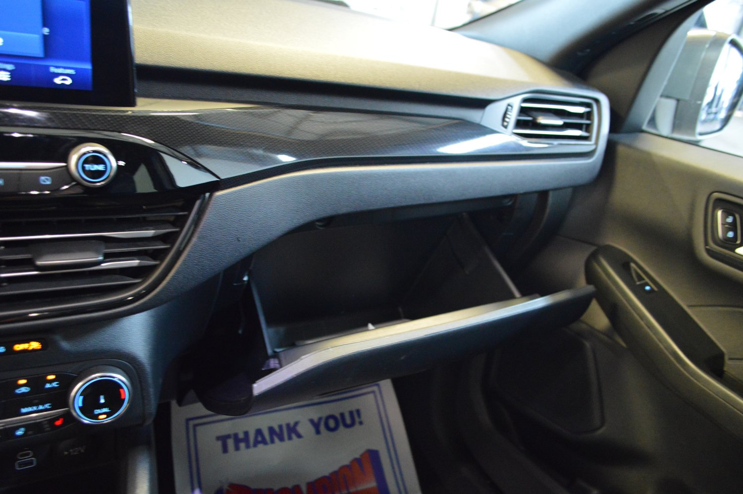 Used 2025 Ford Escape ST-Line Select AWD/4WD image 21