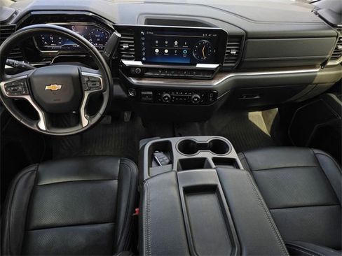 Used 2024 Chevrolet Silverado 2500 LT image 34