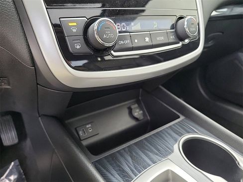 Used 2018 Nissan Altima 2.5 SL w/ 2.5 SL Technology Package image 27
