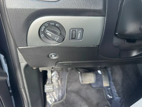 Used 2018 Dodge Durango GT RWD image 21