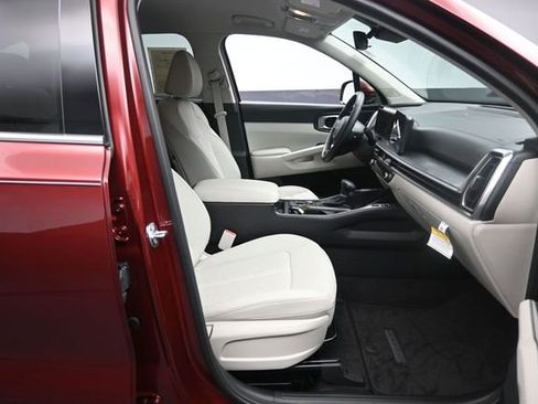 Used 2025 Kia Sorento S FWD image 29