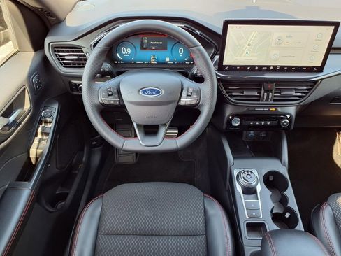 Used 2023 Ford Escape ST-Line Select w/ Tech Pack #2 AWD/4WD image 6