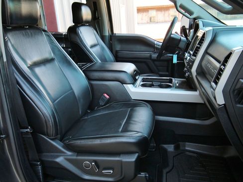 Used 2019 Ford F250 Lariat AWD/4WD image 38