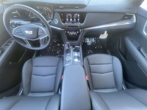 New 2026 Cadillac XT5 Luxury FWD image 19