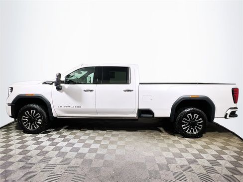 Used 2025 GMC Sierra 3500 Denali Ultimate image 5