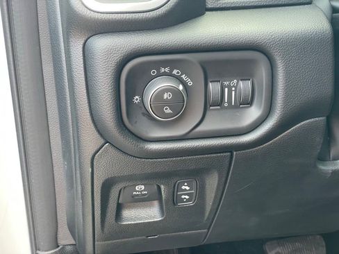 Used 2026 RAM 1500 Laramie AWD/4WD image 16