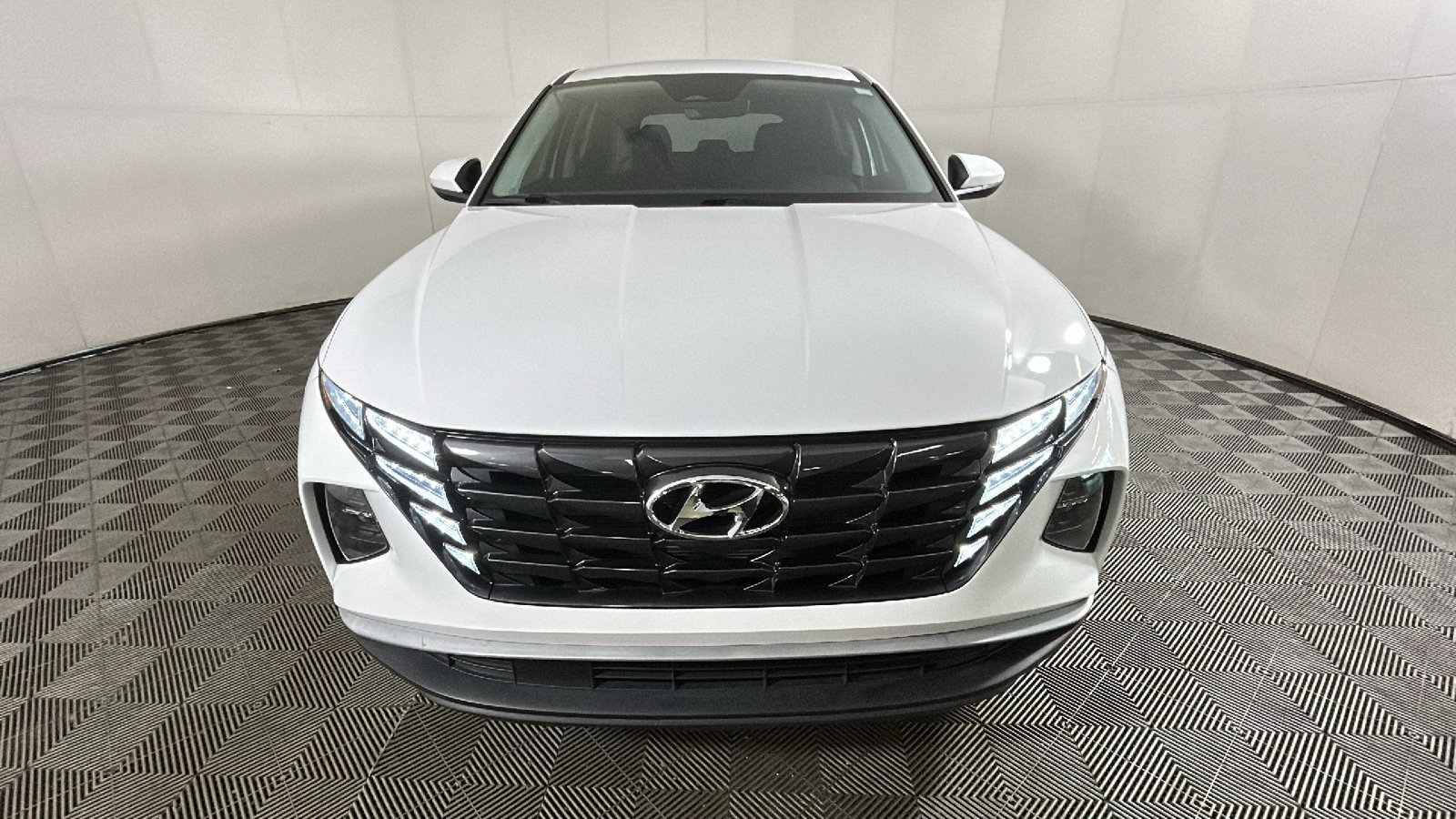 Certified 2024 Hyundai Tucson SE AWD/4WD image 9
