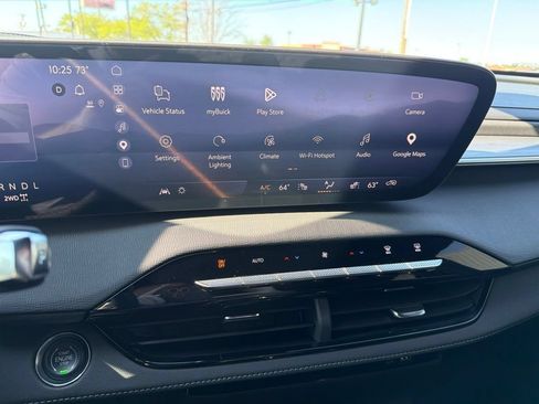 Used 2025 Buick Enclave Preferred w/ LPO, Floor Liner Package AWD/4WD image 21