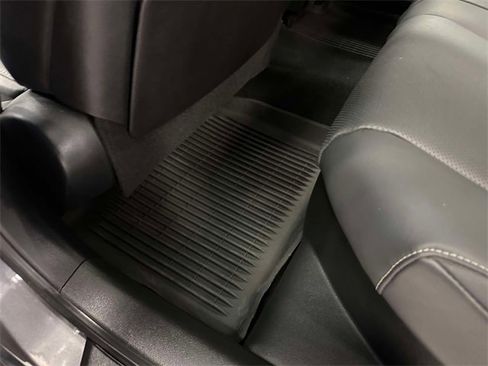 Used 2023 Lexus ES 300h F Sport image 23