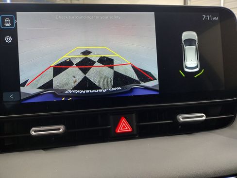 New 2026 Hyundai Ioniq 5 SEL image 9