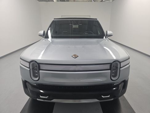 Used 2024 Rivian R1S Adventure AWD/4WD image 8