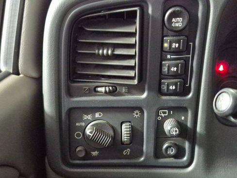 Used 2006 Chevrolet Tahoe LS w/ Preferred Equipment Group image 15