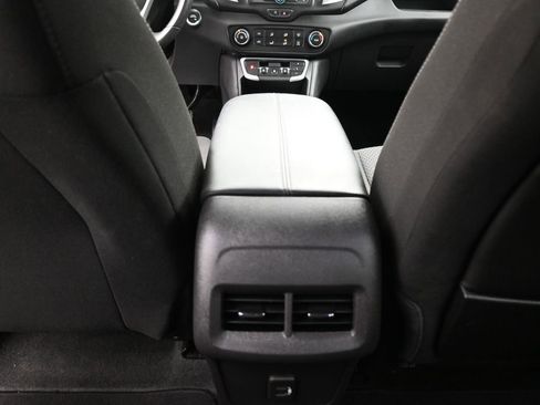 Certified 2024 GMC Terrain SLE AWD/4WD image 18