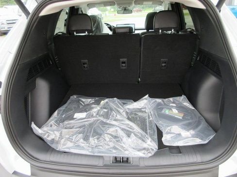 Used 2025 Ford Escape SE w/ PHEV Premium Package FWD image 31