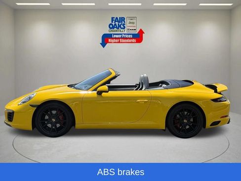 Used 2019 Porsche 911 Carrera RWD image 14