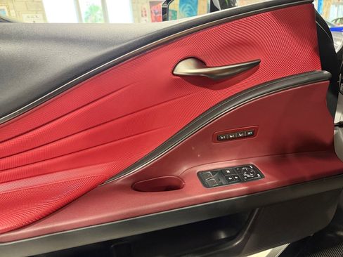 Used 2021 Lexus LC 500 Convertible w/ Touring Package image 28