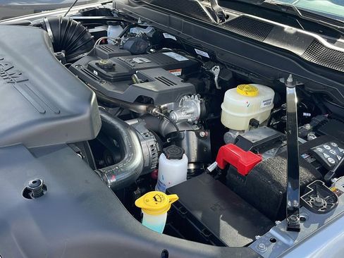 New 2024 RAM 2500 Big Horn w/ Tech Package image 30