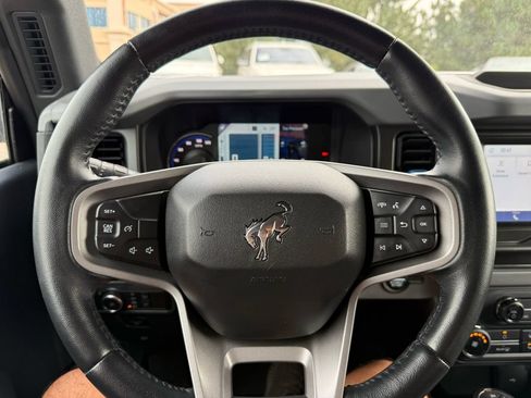 Used 2022 Ford Bronco Black Diamond AWD/4WD image 30