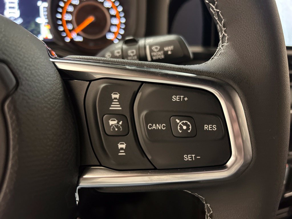 New 2027 Jeep Wrangler Unlimited Sahara AWD/4WD image 24