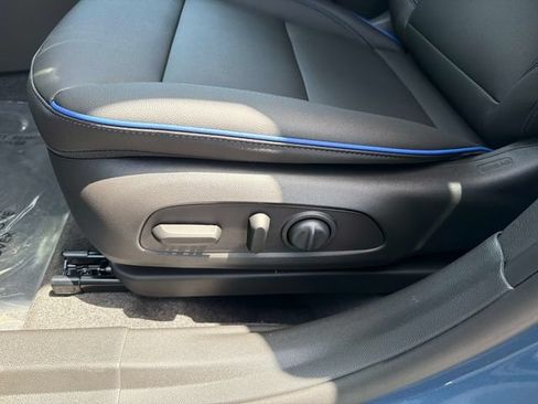 New 2026 Buick Envista Sport Touring w/ Convenience I Package FWD image 19