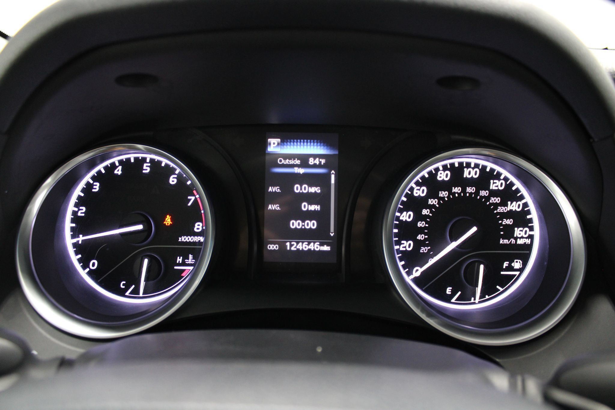 Used 2018 Toyota Camry SE FWD image 29
