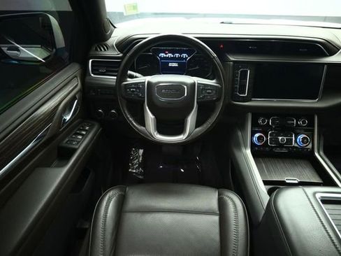 Used 2021 GMC Yukon Denali w/ Denali Premium Package RWD image 33