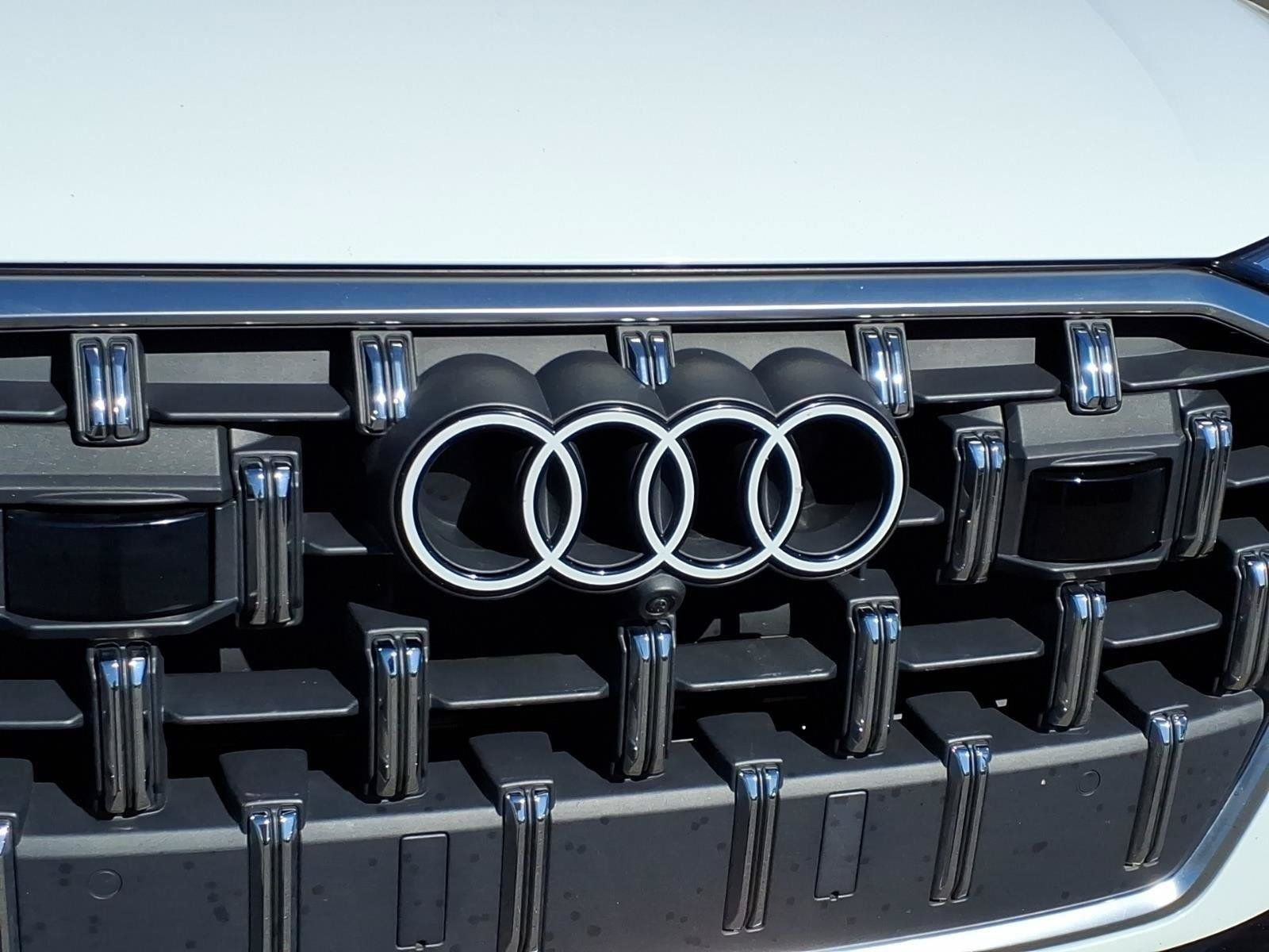Used 2025 Audi Q7 3.0T Premium Plus AWD/4WD image 12