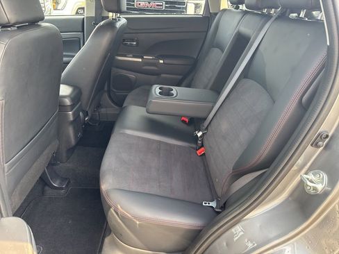 Used 2024 Mitsubishi Outlander Sport AWD image 6