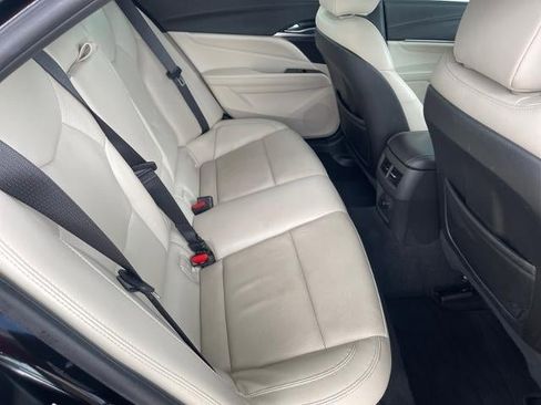 Used 2022 Cadillac CT4 Premium Luxury image 19