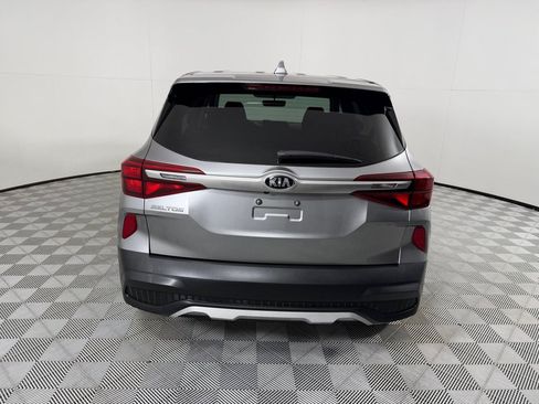 Used 2021 Kia Seltos LX AWD/4WD image 6