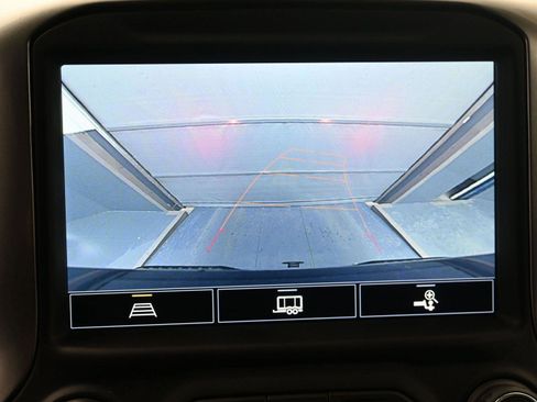 Used 2022 Chevrolet Silverado 1500 LTZ w/ LTZ Premium Package image 32