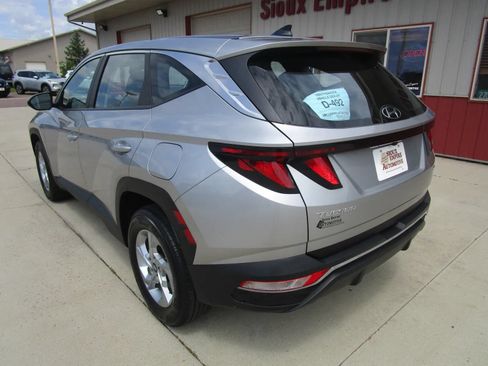 Used 2024 Hyundai Tucson SE AWD/4WD image 9