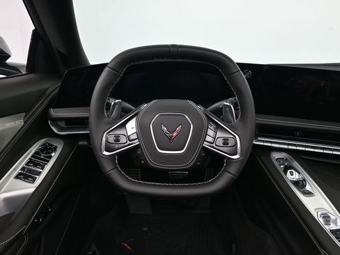 Used 2026 Chevrolet Corvette Stingray Preferred Conv w/ Z51 Performance Package RWD image 9