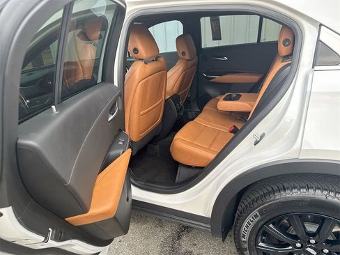 Used 2020 Cadillac XT4 Premium Luxury image 29