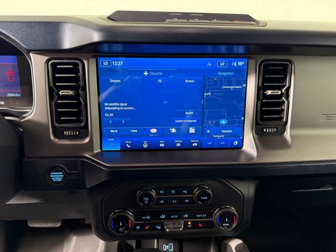 Used 2022 Ford Bronco Outer Banks image 21