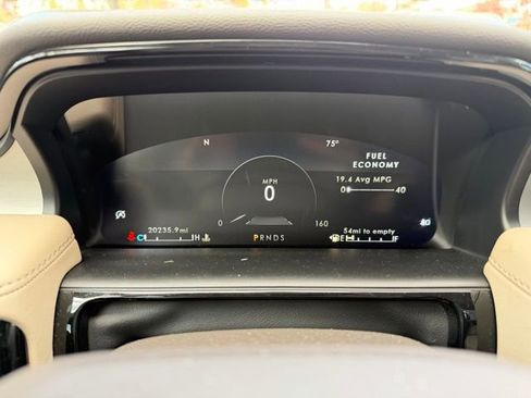 Certified 2022 Lincoln Nautilus STANDARD w/ Premium Package image 17