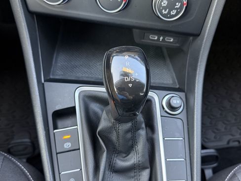 Certified 2023 Volkswagen Jetta S FWD image 18