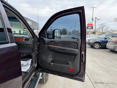 Used 2008 Chevrolet Silverado 2500 LTZ w/ Safety Package image 13