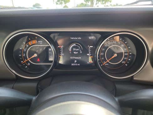 Used 2023 Jeep Gladiator Sport AWD/4WD image 31